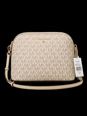 Michael Kors Cindy Large Dome Crossbody Pale Gold Signature MK NWT Tag $168